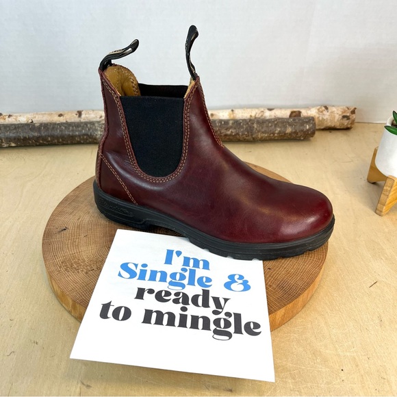 Blundstone Shoes - Blundstone Chelsea Single Right Replacement Brown Red Leather Women’s US 8